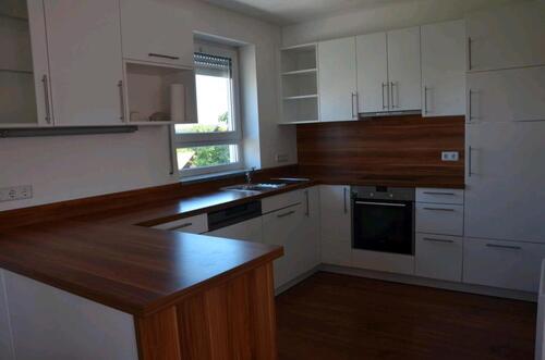 Foto - 3-Zimmer-Wohnung in Neuendettelsau, inkl. Garage und Keller