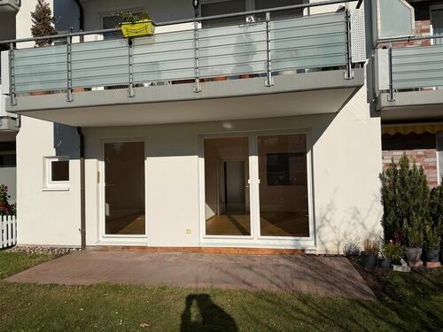 Foto - Erdgeschoss mit Südausrichtung. Zentrale 2 Zimmerwohnung