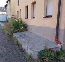 Freistehendes 3 Familien Haus in Dornburg-Frickhofen - Marl