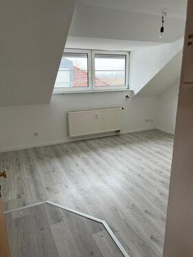 Foto - 1 Zimmer Dachgeschoßwohnung zur Miete in Bad Friedrichshall