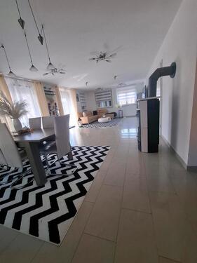 Foto - 4 zimmer wohnung - 1.700,00&nbsp;EUR Kaltmiete, ca.&nbsp; 135,00&nbsp;m&sup2;