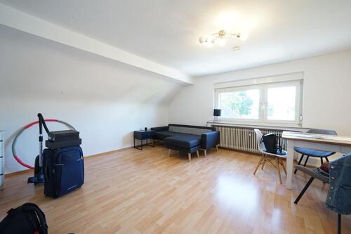 Foto - Dachgeschosswohnung im ruhigen Junkersdorf