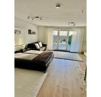 Möblierte Einliegerwohnung mit Terrasse und Küche in Aulendorf