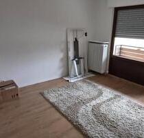 Helles Balkonzimmer zu vermieten in Koblenz