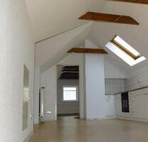 Wunderschöne Nichtraucher-Dachgeschoßwohnung Nähe Pfaffenteich - Schwerin Altstadt