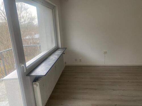 Foto - Sonnige 1,5 - Zimmer-Whg. -- SOFORT BEZUGSFREI