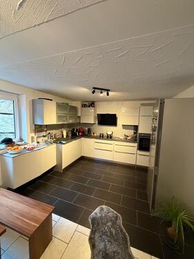 Foto - Wohnung zu Vermieten - 1.250,00&nbsp;EUR Kaltmiete, ca.&nbsp; 100,00&nbsp;m&sup2;