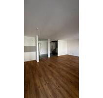 Großzügige 3-Zi Wohnung (Maisonette) in der Karlsruher Weststadt