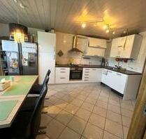 Erdgeschosswohnung mit Terrasse & eigenem Garten in Steinenbronn