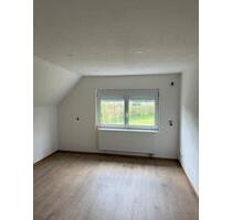 Frisch modernisierte 4-Zimmerwohnung mit Terasse - Winterlingen