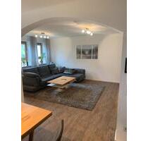 Herrliche 3-Zi.-Wohnung inkl. Einbauküche & Terasse & Garage - Niederfüllbach