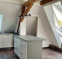 Mietwohnung Dachgeschoss Neu renoviert 60 m2 inkl EBK in Beeden - Homburg