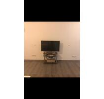 SHÖN ZIMMER WOHNUNG - 500,00 EUR Kaltmiete, in Regensburg (PLZ: 93055) Brandlberg