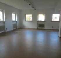 Gewerbefläche zu vermieten - 3.000,00&nbsp;EUR Kaltmiete, ca.&nbsp; 500,00&nbsp;m&sup2; in Schwabach (PLZ: 91126)