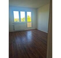 3 Raumwohnung mit Balkon zu Vermieten - Weißenfels