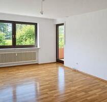 Helle 4 Zimmer Wohnung mit Südbalkon, TG Stellplatz – sofort frei - Freising Am Vogelherd