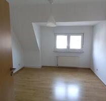 Dachgeschoßwohnung ca. 48 qm - 350,00&nbsp;EUR Kaltmiete, ca.&nbsp; 48,00&nbsp;m&sup2; in Oberhausen (PLZ: 46149) Biefang