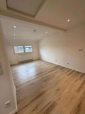 Foto - Neu Renoviert 2 Zimmer Wohnung ca. 50 qm in der Nähe Piasten