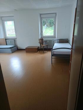Foto - 3,5 Zimmer Erdgeschoß Wohnung mit Garten und 2 Stellplätze.
