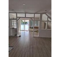 Charmante, helle 3-Zimmer-Wohnung mit großem Balkon, Johannesberg - Bad Hersfeld
