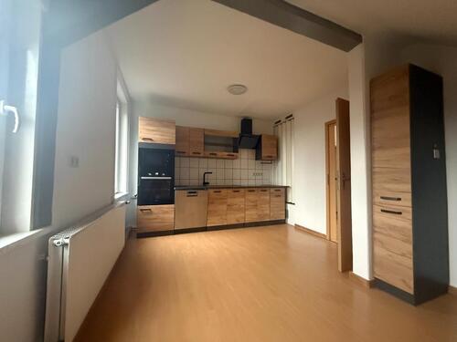 Foto - 2,5 Zimmer Dachgeschoss Wohnung mit Einbauküche