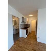 Teilmöblierte 1-Zimmer-Wohnung mit Balkon in Leipzig