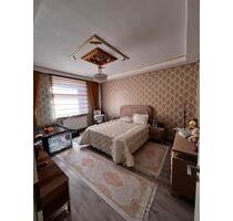 Wohnung in Marxloh - 118.500,00&nbsp;EUR Kaufpreis, ca.&nbsp; 104,00&nbsp;m&sup2; in Duisburg (PLZ: 47169) Hamborn