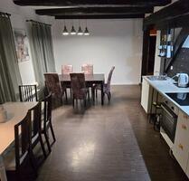 Große 150 m² Wohnung in Rostocks Altstadt Einzelpreis