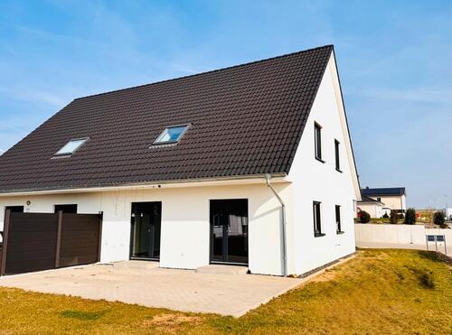 Foto - Doppelhaushälfte 122 m², Sonne Küche Garage Garten