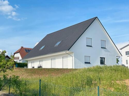 Foto - Doppelhaushälfte in Hohenroth zur Miete