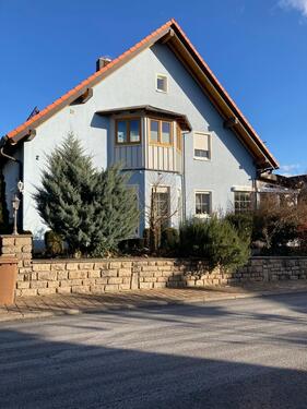 Foto - EFH mit Einliegerwohnung, Garage und GartenVB od. Mietkauf