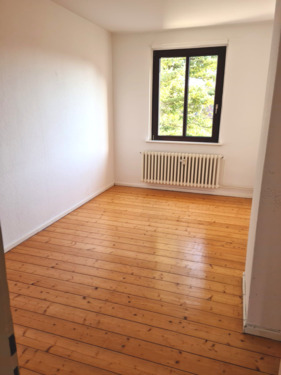 Foto - Zentrale 3-Zimmer-Wohnung in Braunschweig mit EBK & WG-geeignet