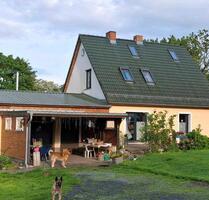 für Tier- und Naturliebhaber, Haus mit 4100 m² Grundstück - Jördenstorf