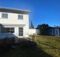 Neugilching, exklusive. DDH mit ruhigem großen SW-Garten