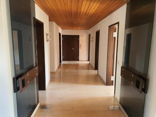 Foto - 4 Zimmer Wohnung in Gaggenau - 1.150,00&nbsp;EUR Kaltmiete, ca.&nbsp; 130,00&nbsp;m&sup2;