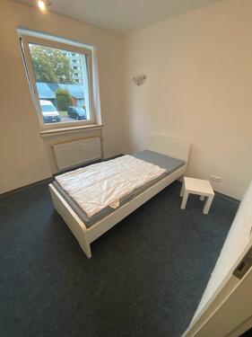 Foto - Mikro-Apartment & 100 € Amazon-Einzuggutschein!*