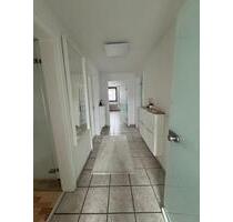 3 ZKB in Weyerbusch - 450,00&nbsp;EUR Kaltmiete, ca.&nbsp; 64,00&nbsp;m&sup2; in Weyerbusch (PLZ: 57635)