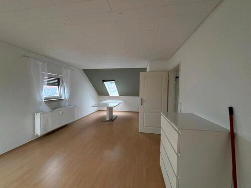 Foto - 3 Zimmer Dachgeschoßwohnung zur Miete in Großostheim