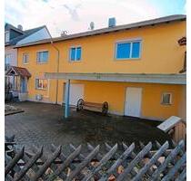 Haus in Walsdorf mit Wintergarten, Garage und Lager zu vermieten