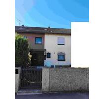 Reihenmittelhaus mit 4 Zimmern in Augsburg