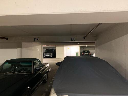 Foto - Tiefgaragenstellplatz - 80,00 EUR Miete,