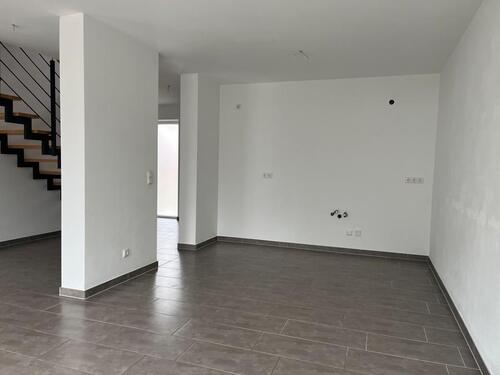 Foto - 5 Zimmer Einfamilienhaus zur Miete in Neustadt an der Donau