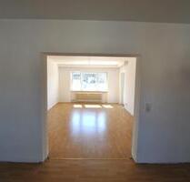 Dachgeschosswohnung mit Loggia in guter Innenstadtlage - Zweibrücken