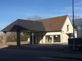 Büroräume in ehemaliger Tankstelle in Hattingen mit Stellplätzen