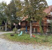 Einfamilienhaus mit Nebengebäude auf 2009 m² Grundstück - Starzach