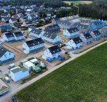 Erstbezug - modernes Reihenmittelhaus - Roth