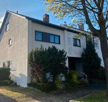 Mehrgenerationenhaus – Reiheneckhaus in Sackgasse - Stuttgart Mühlhausen