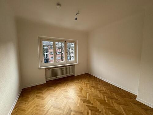 Foto - Helles WG-Zimmer in stilvoller Wohnung