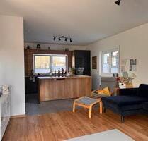 Modernes Stadthaus mit Terrasse & TG-Stellplatz ab dem 01.04.2026 - Bad Neustadt an der Saale