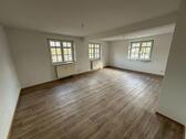 Foto - Charmante 4-Zimmer-Wohnung mit Balkon und Stellplatz